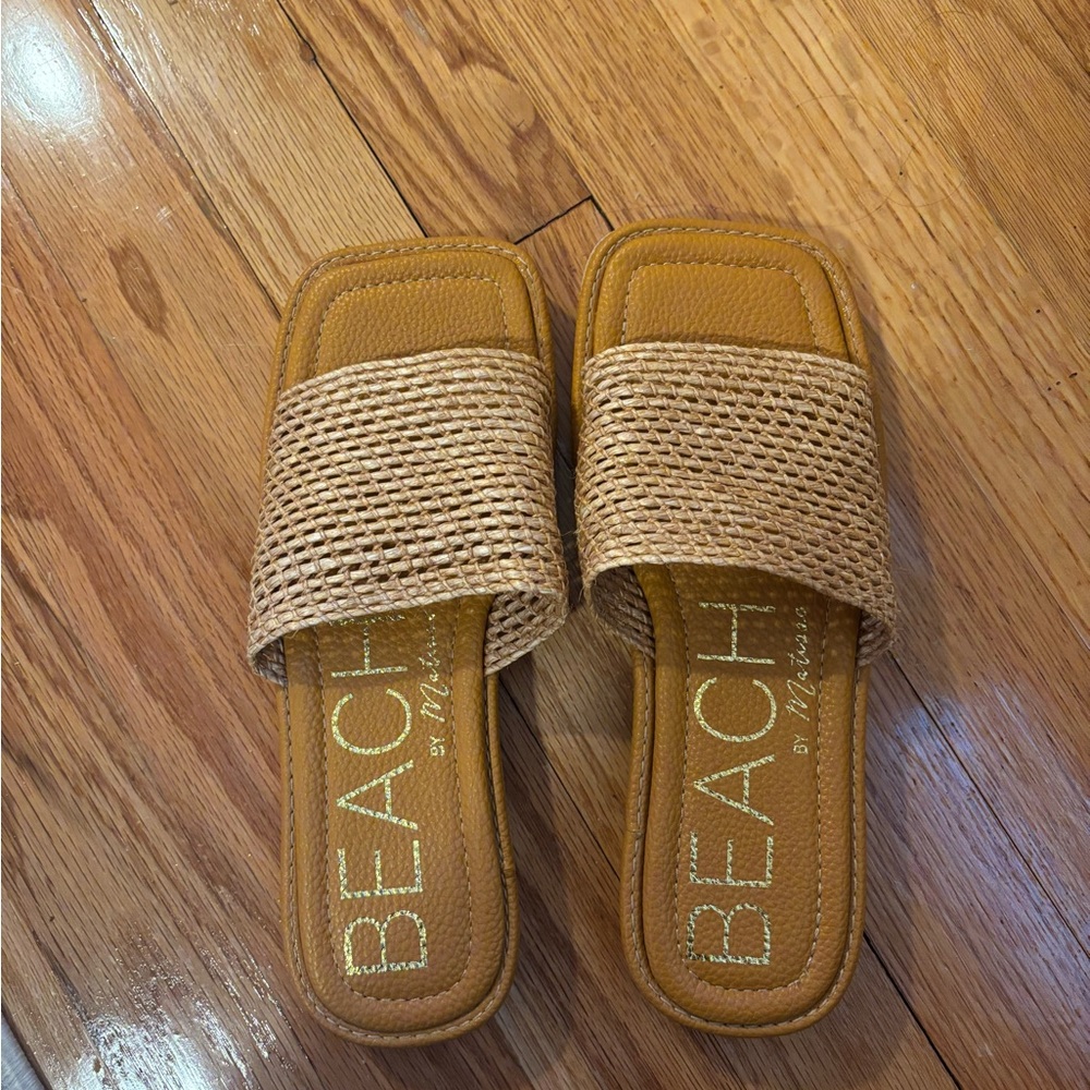 Beach by Matisse Tan Slide Sandals